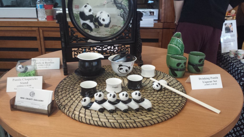 Are panda-themed tea sets a good way to add atmosphere? I'd say yes.